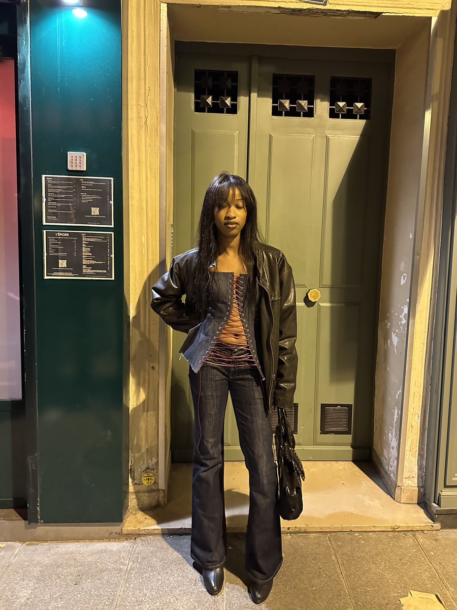 Grmn 🇹🇬🇧🇯 tweet media