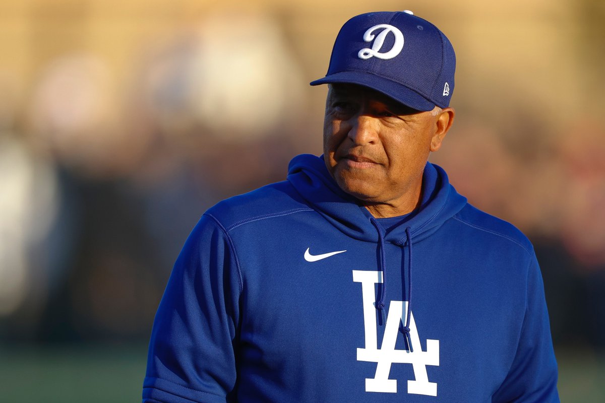 DodgersNation's tweet photo. BREAKING: The Dodgers and Dave Roberts have agreed on a record-breaking extension.

Dave will be getting a 4-year extension at over $8 million per year.

DOC LOCKED IN 🤑

Via Jon Heyman https://t.co/gebYDdaYna