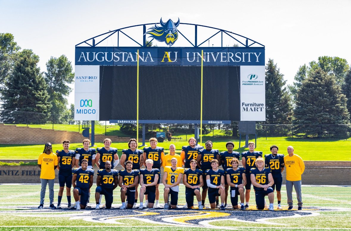 Alex Reinke (@alexreinke1212) on Twitter photo Thank you <a href="/CoachSipple/">Mark Sipple</a> for the graphics! I hope too soon get out there and check out campus!
<a href="/GtownGridiron/">Germantown Gridiron Club</a> Thank you <a href="/CoachSipple/">Mark Sipple</a> for the graphics! I hope too soon get out there and check out campus!
<a href="/GtownGridiron/">Germantown Gridiron Club</a>