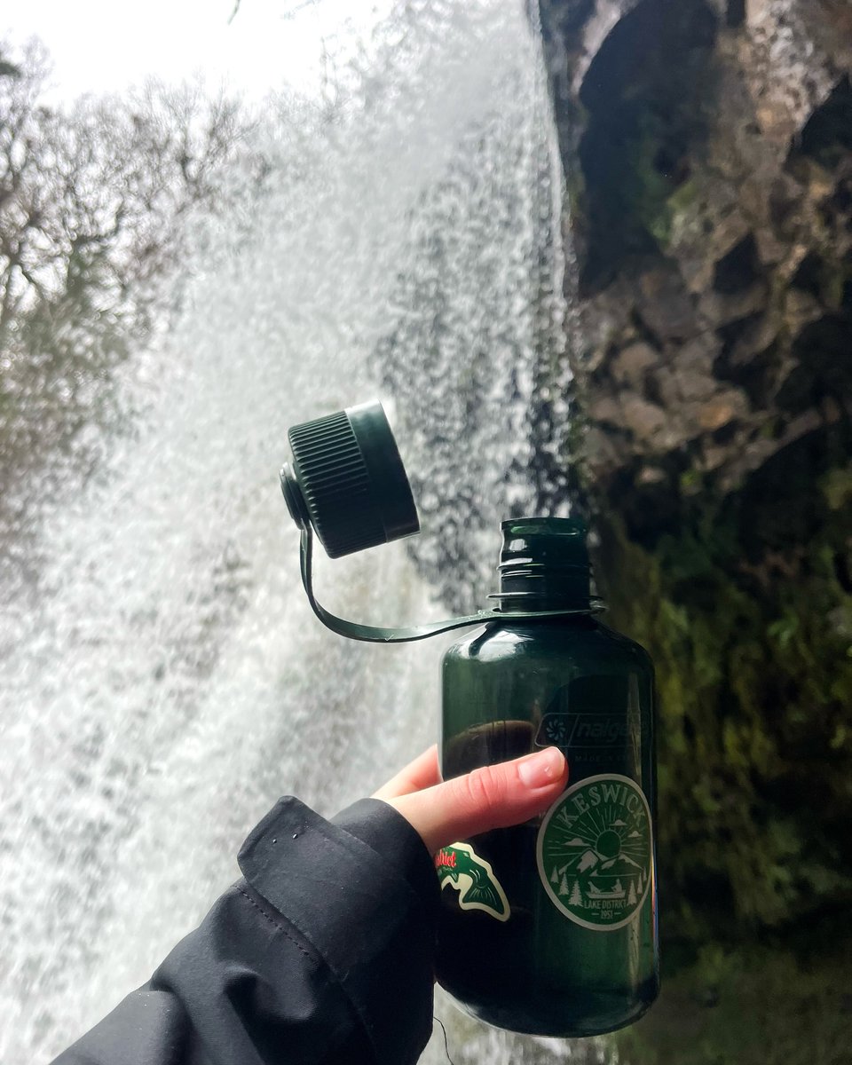 Nature's refill station 🌊💧 Stay hydrated, stay adventurous. 
📷 @lau.explores on IG