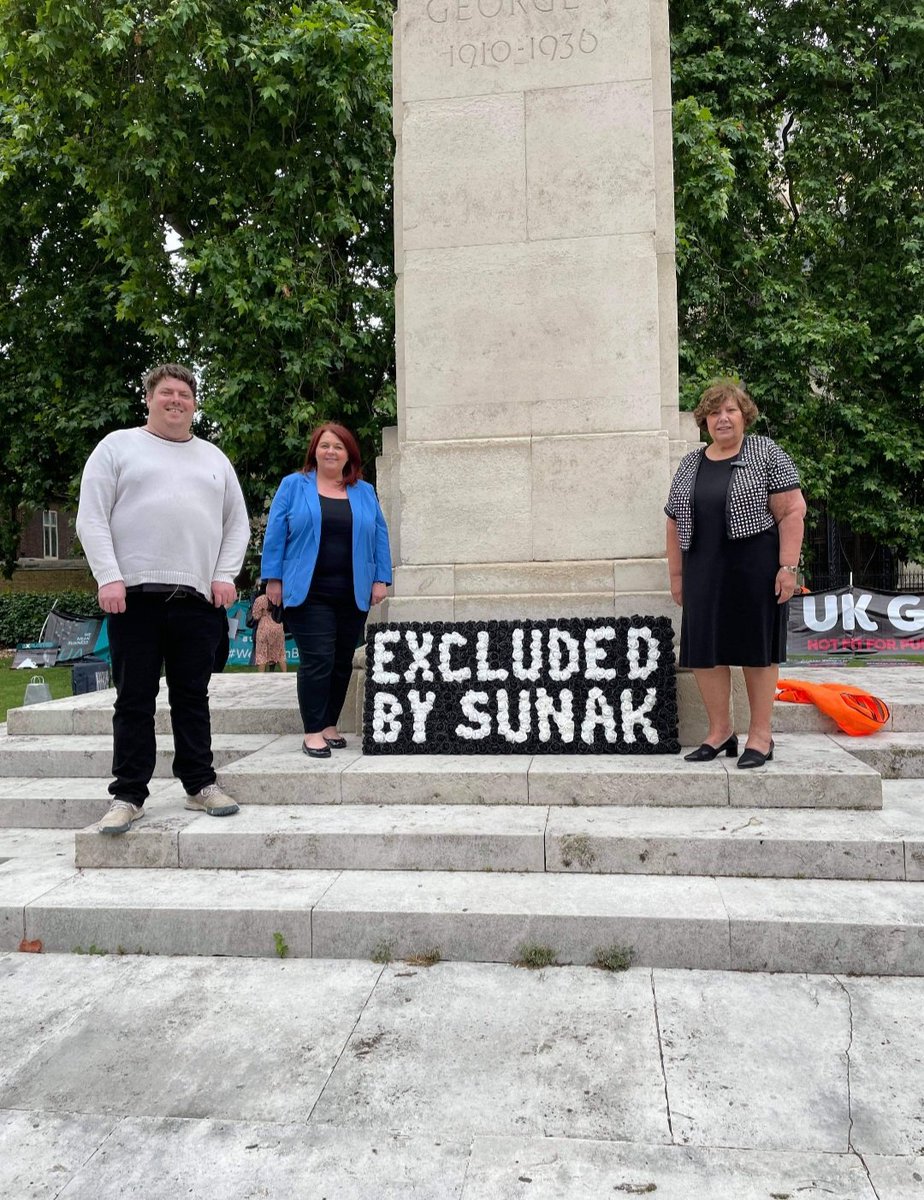 ExcludedFighter's tweet image. After standing side by side with me and @PaulaBarkerMP outside Parliament for so many of your constituents in #StHelens and millions more victims of the State, we look forward to you now joining Paula and another 38 MPS at our APPG.

@ExcludedUK @UKLabour
x.com/ExcludedFighte…