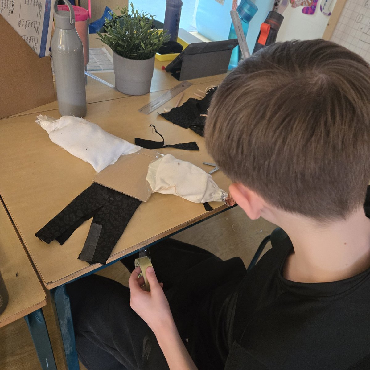 P7 enjoyed more of the engineering and technologies Puppet Projects today. Well done to some of our learners today who learned to sew, stich and thread a needle! Great 👌 efforts.