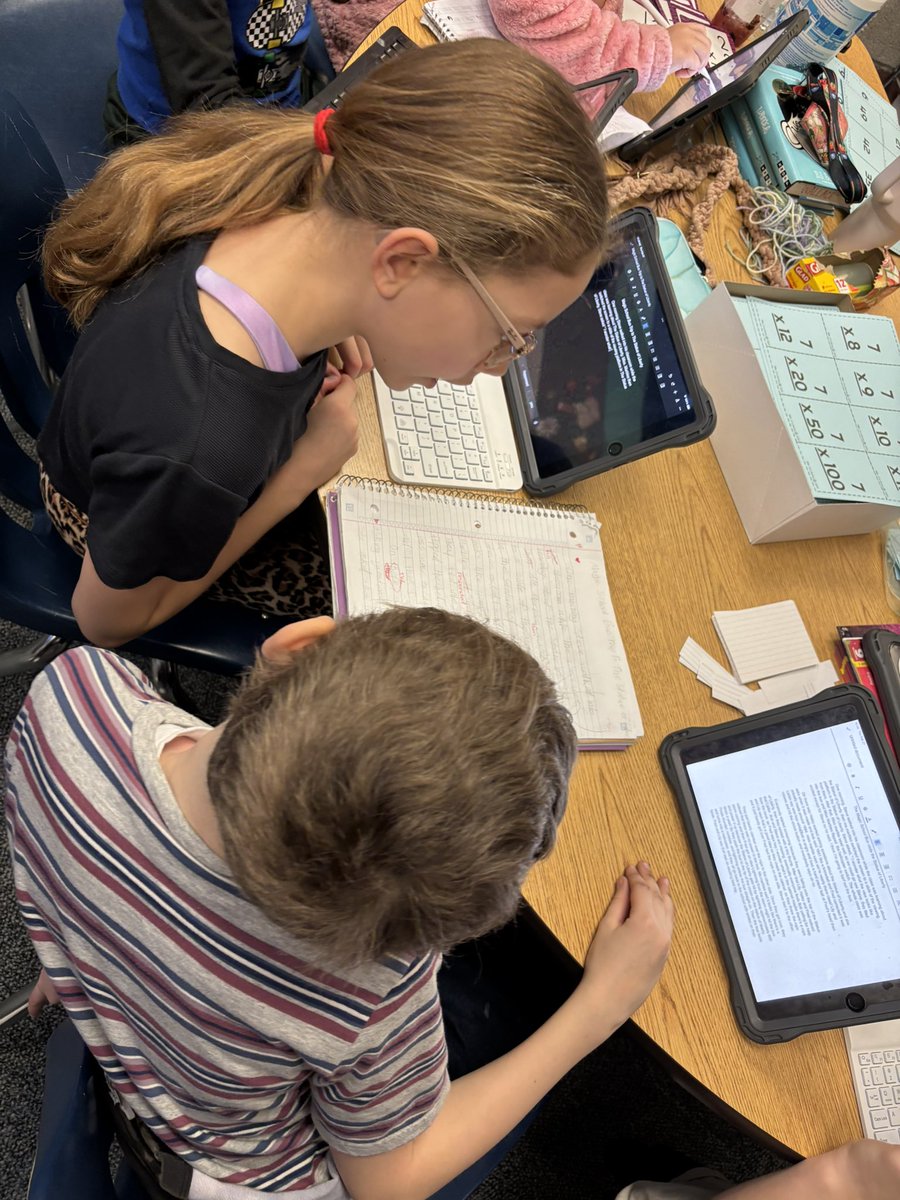 Mrs_Prueter's tweet photo. We’ve been working hard typing our partner fantasy narratives! The prompt was to write a Magic School Bus fantasy narrative about a field trip to a northeast landmark. @RStar512 https://t.co/u15klfjFQo