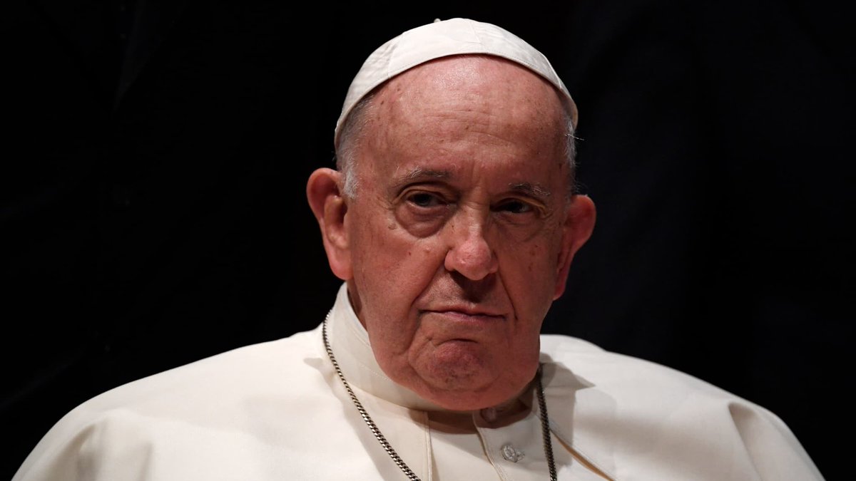 BFMTV's tweet photo. 🔴 ALERTE INFO
Pape François: le pronostic vital du souverain pontife n'est plus réservé, les améliorations sont "consolidées"
https://t.co/A7yRHUtQjX https://t.co/sdAWsm75qe