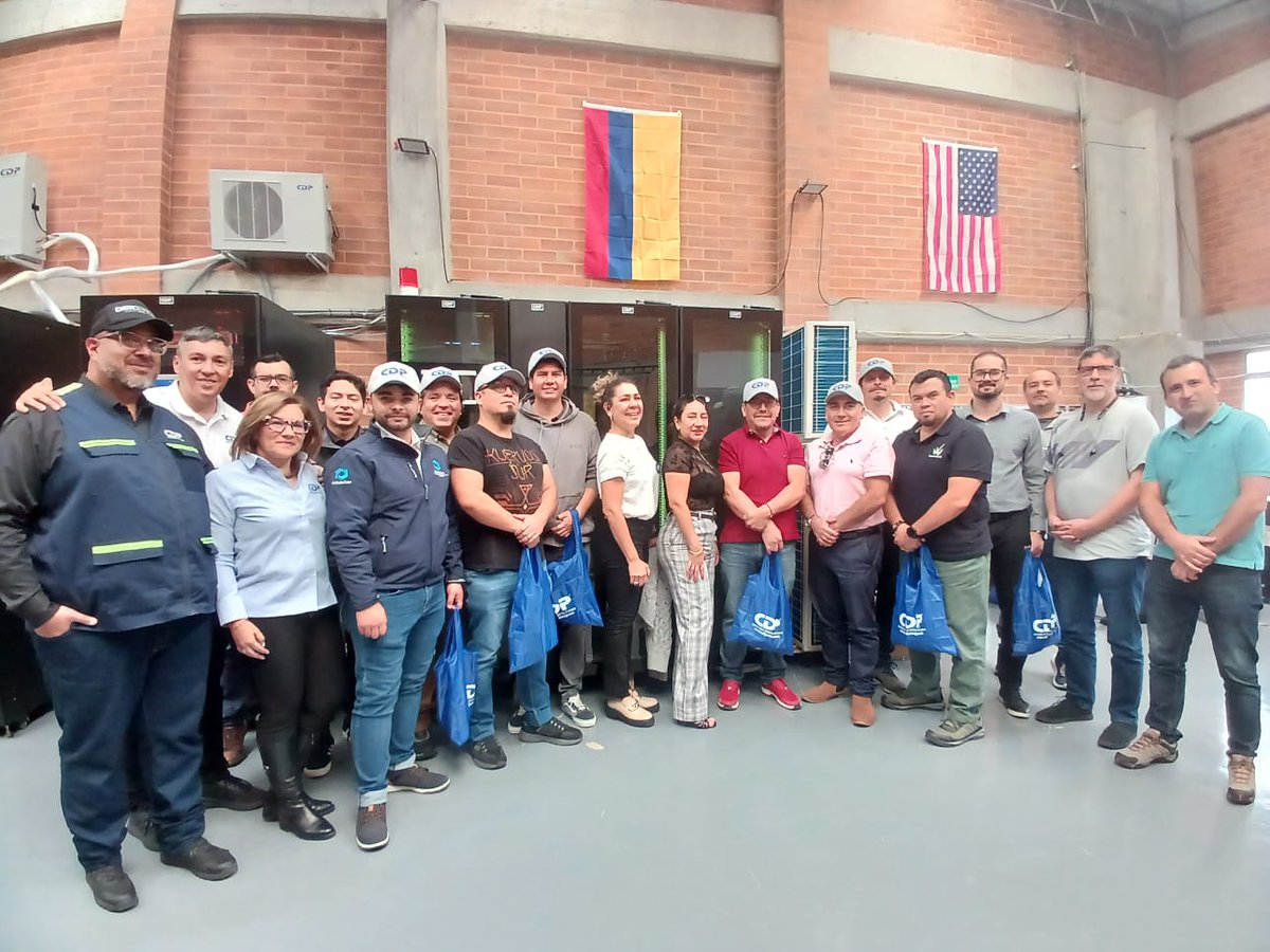 CDP impulsando la tecnología en Latinoamérica 
Esta semana, en CDP Colombia, estamos formando a profesionales de 7 empresas de Chile y Perú en una capacitación exclusiva sobre Micro Data Center y Cooling. 

#Innovación #DataCenter #Cooling #Tecnología #Capacitación #CDPEnergy