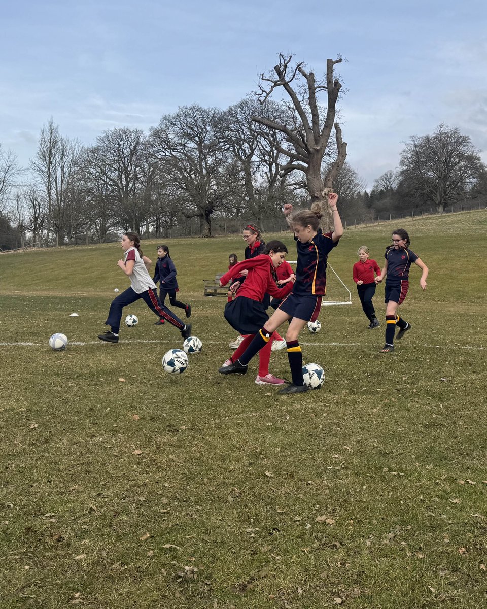 Rendcomb College tweet media