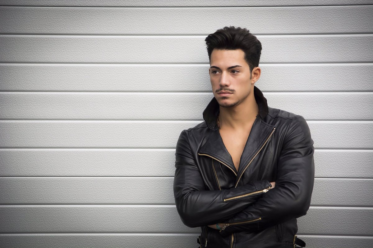 leathercz22's tweet photo. Feel free to retweet, but don't repost from your account. Photos are purchased and copyrighted. Thanks for understanding π
#maninleather #maninleatherjacket #leather #leatherman #leatherguy #leatherjacket #guyinleather #guyinleatherjacket https://t.co/HTliYXOzyW