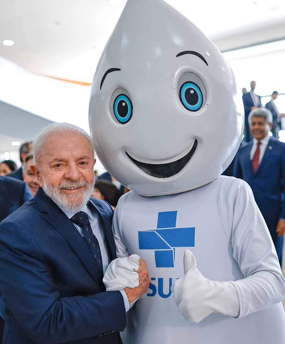Lula tweet media