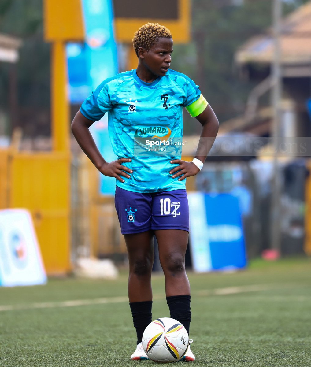 sportslens1's tweet photo. Tint Bea Shamirah Nalugya is back to her best! Her style, confidence, and impact on the pitch are undeniable this season. Fans are loving it! #OnForm #StarGirl @FcKampala https://t.co/Sxfg0c710B