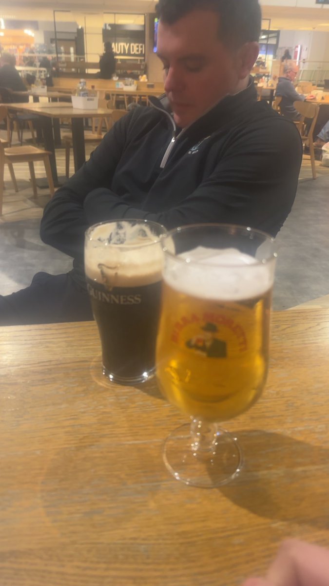 Christmas Eve Pints 🐎🐎