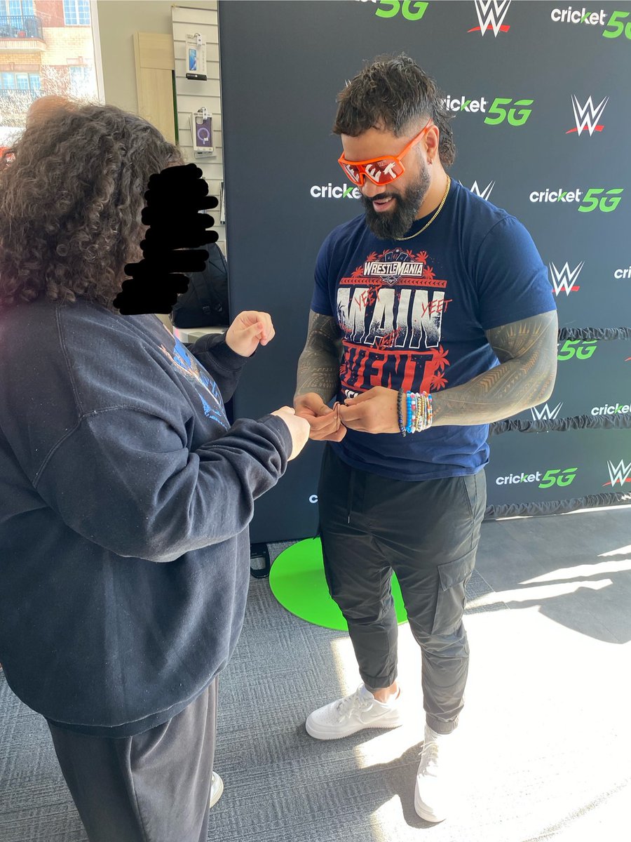 punksyeet's tweet photo. *on my way out* 
jey: “hey! hey! excuse me?”
*turns around and stares in disbelief* 
jey: “can you help me put these on?” 
me: “yeah of course!” 
*as i’m helping him* 
me: “i’m shaking holy shit” 
jey: “it’s okay baby i’m shaking too” 
I LOVE HIM YOUR HONOR 😭😭🤍🤍 https://t.co/ngrbW2g0TE