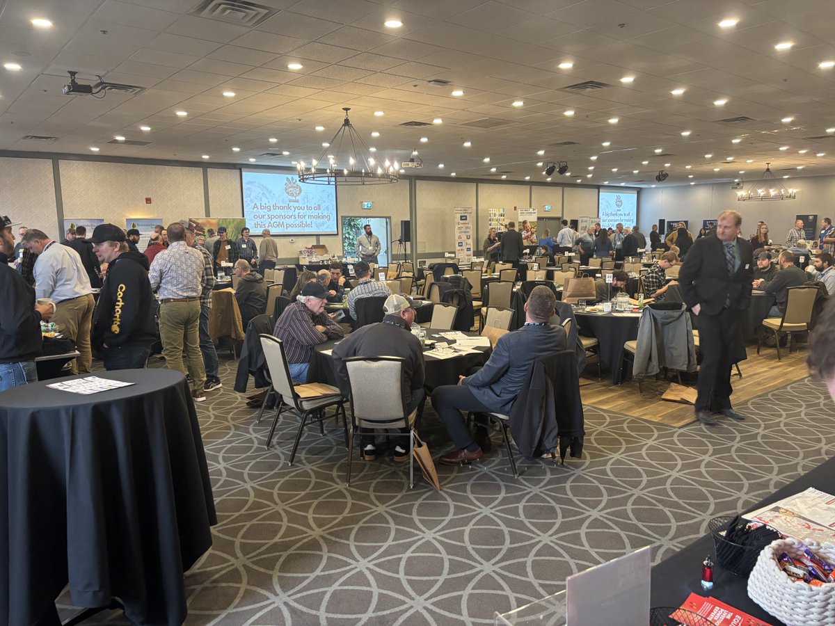 President of #ASBG Gary Tokariuk kicks off the 100th annual Alberta Sugar Beet Growers meeting. #Hilleshog is a proud sponsor — and it's great seeing so many familiar faces!