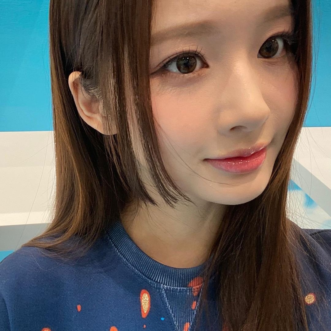 mixx__zone's tweet image. 𝚁evivi después de mucho en las sombras por #𝚜a𝕚𝐥o͞𝐫s瑞穂છ𝑑e̤𝕓ut alguien tenia que sacar sus dotes humildes a la luz y la más calificada para dicha tarea soy yo ★ que se me pero #𝚙ōpp𝕪權·𝚜a𝕚𝐥o͞𝐫s desde muy temprano y no sale más.

𝖉e𝕒𝖉 𝖋or 𝕝ovǝ ूू❤︎ 𝔜umǝ𝑘o