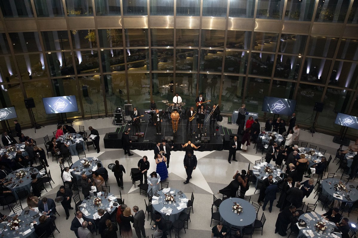 As we continue in the new year, we reflect &amp; celebrate our recently celebrated 25th anniversary, recognizing the ongoing partnership between Meharry Medical College and Vanderbilt University Medical Center.

Read &amp; find photos from the celebrations: bit.ly/4brmZNJ