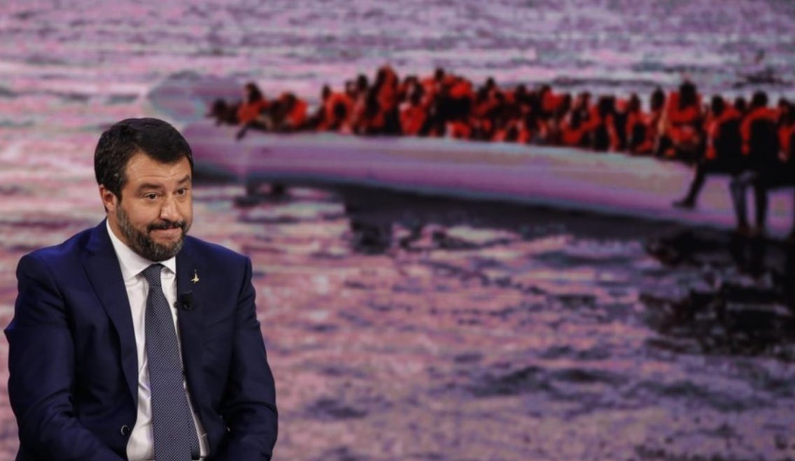 Rita_Cavallaro's tweet image. Fermi tutti! Rosy #Bindi lancia un messaggio sibillino alle toghe rosse di Palermo: dopo l’ordinanza della Cassazione su #Diciotti, se la Procura fa appello per #OpenArms vince. 
@matteosalvinimi, assolto con formula piena, si prepari a tornare a processo. Lo chiede la sinistra