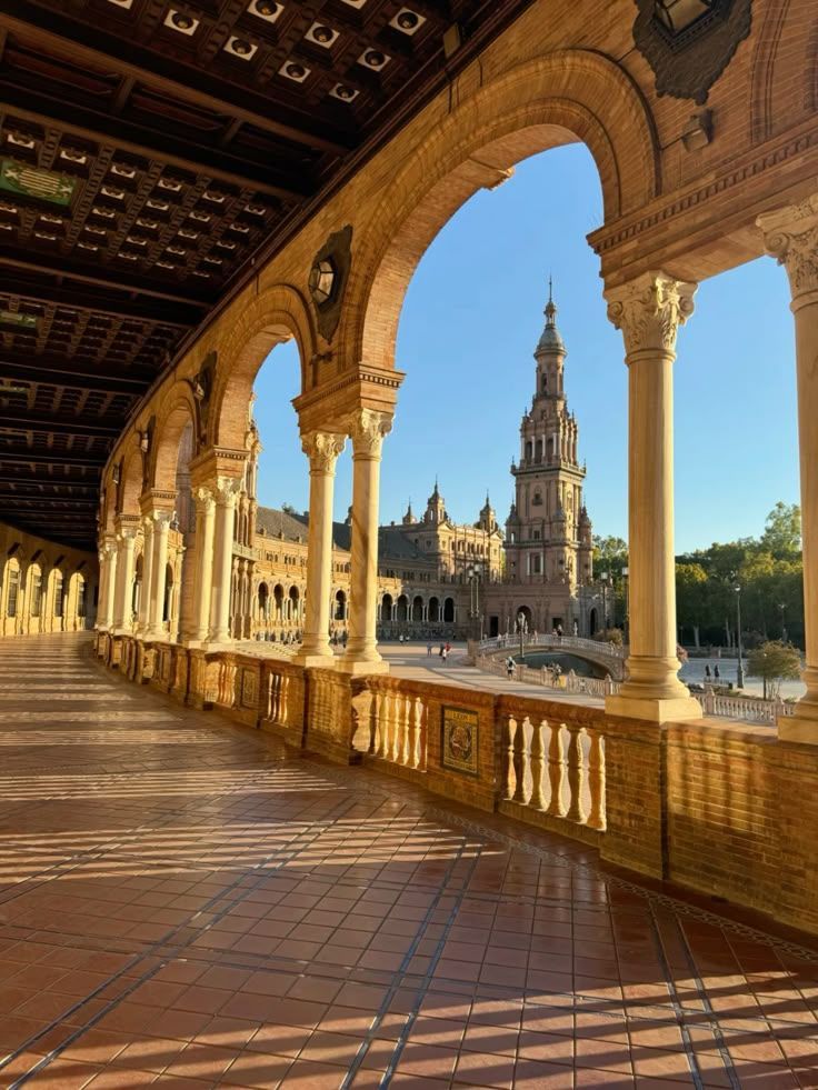MozartCultures's tweet photo. Sevilla aesthetics https://t.co/7oqkpyjpc6