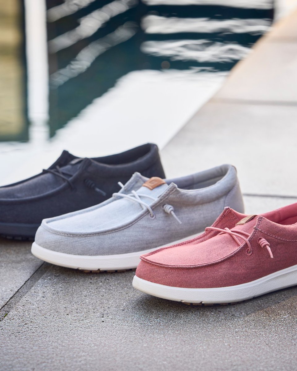 shoesforcrews's tweet image. Don’t let its casual looks fool you. The slip-resistant Laguna Moc was built to work. ow.ly/ibJ150VaXAR

#workshoes #shoesforcrews #nonslip #slipresistant