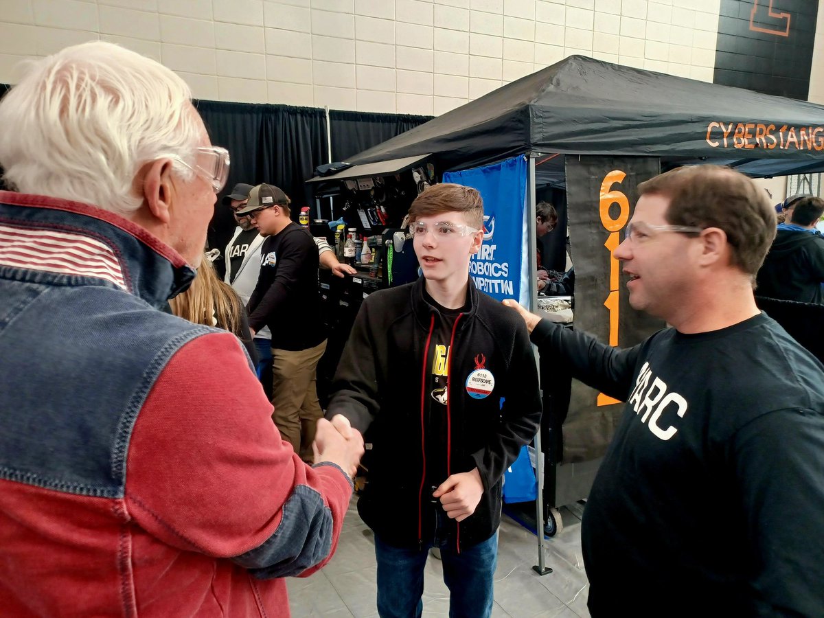 RepJackBergman's tweet image. DC ➡️ TC ➡️ Kalkaska ➡️ Bellaire ➡️ Escanaba ➡️ Watersmeet ➡️ DC. Had another incredible and busy weekend back in the District.
It was great to be back at the FIRST Robotics Competition on Saturday to see the efforts of our next generation of leaders and the work that so many…