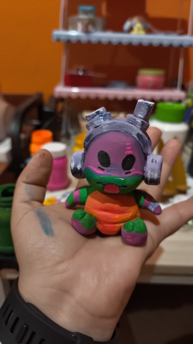 camotello's tweet photo. Look at him !!! #rottmnt he's my depression son https://t.co/Yv01XaEBQz