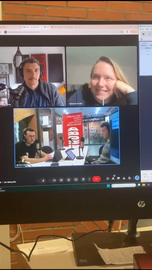 elcircodelpoder's tweet photo. 2x04 Elecciones Alemania con Aleksandra Sojka y Franco Delle Donne 🇩🇪🇩🇪

➡️ Hablamos del sistema electoral alemán y del transcurso de la campaña para después comentar los resultados en las urnas 🗳️ 🔊 https://t.co/CfokbqttmG