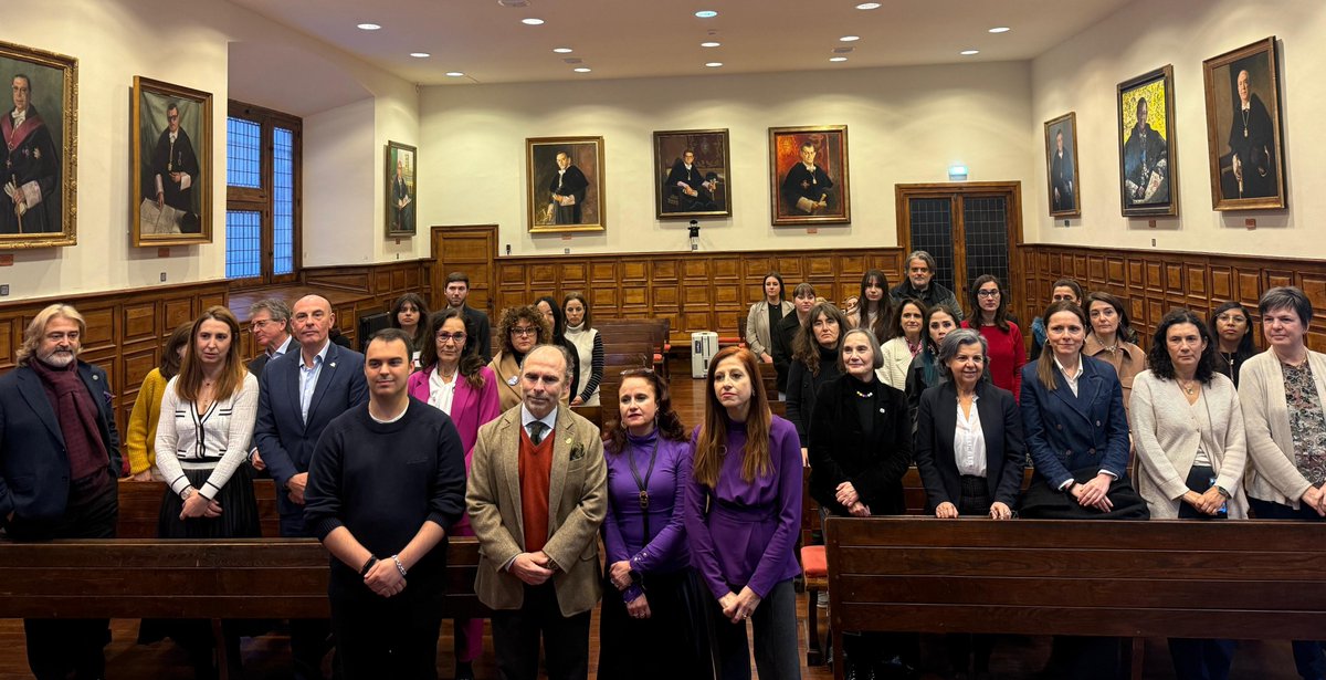GobAsturias's tweet photo. 📸 La directora general de Igualdad, María Jesús Álvarez, ha participado en la presentación del proyecto "Vigías de la Igualdad" en la @uniovi_info, enmarcado dentro del programa de actividades del #8M 💜 https://t.co/VXo0vQqIJz
