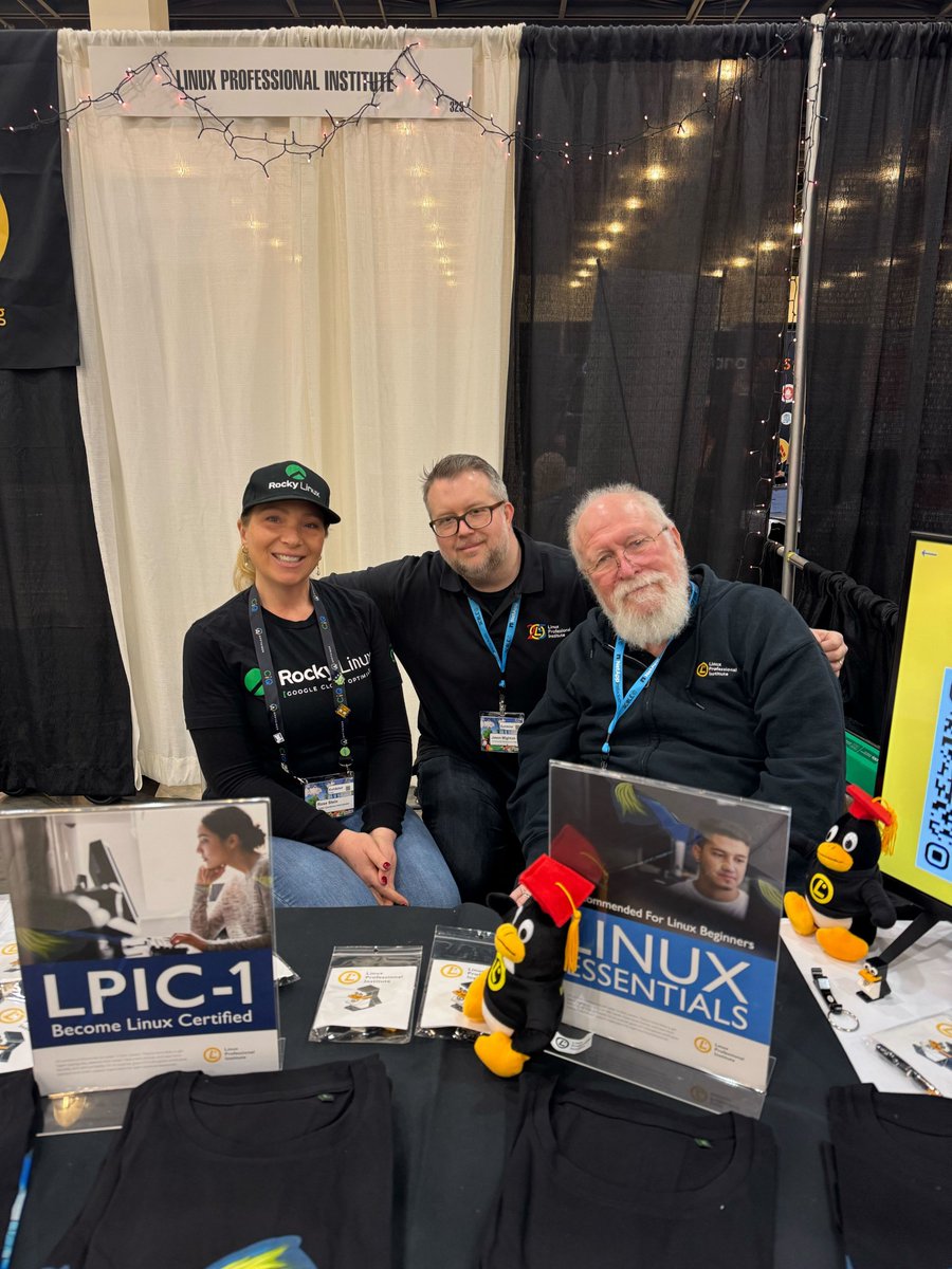 warewulfhpc's tweet image. Warewulf was represented at SCaLE22x. It was super fun talking to users and people interested in Warewulf!
Our booth neighbors, OpenSUSE, let us put a Warewulf sticker on their computer!
#warewulf #warewulfhpc #opensource #scale22x @openSUSE