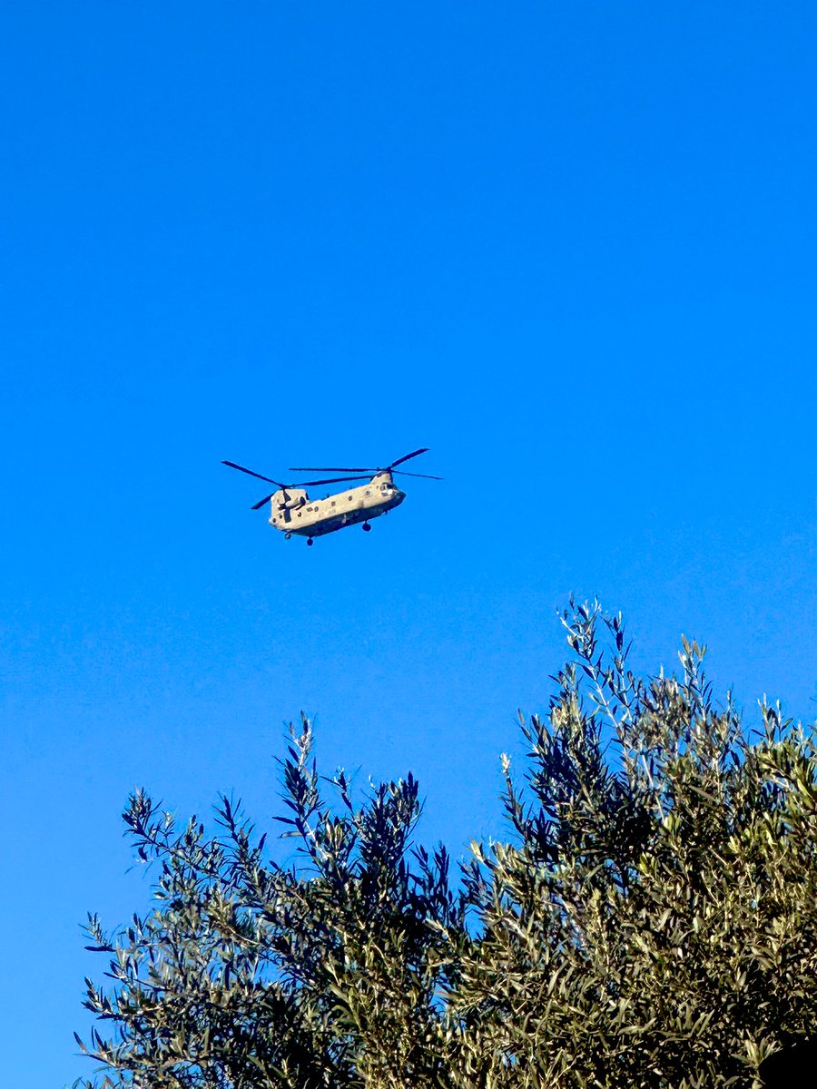 .<a href="/FlightradarCAT/">Trànsit Aeri de Catalunya</a>  ¿sabéis qué helicóptero era éste que sobrevolaba El Prat hace unos minutos? Gracias.