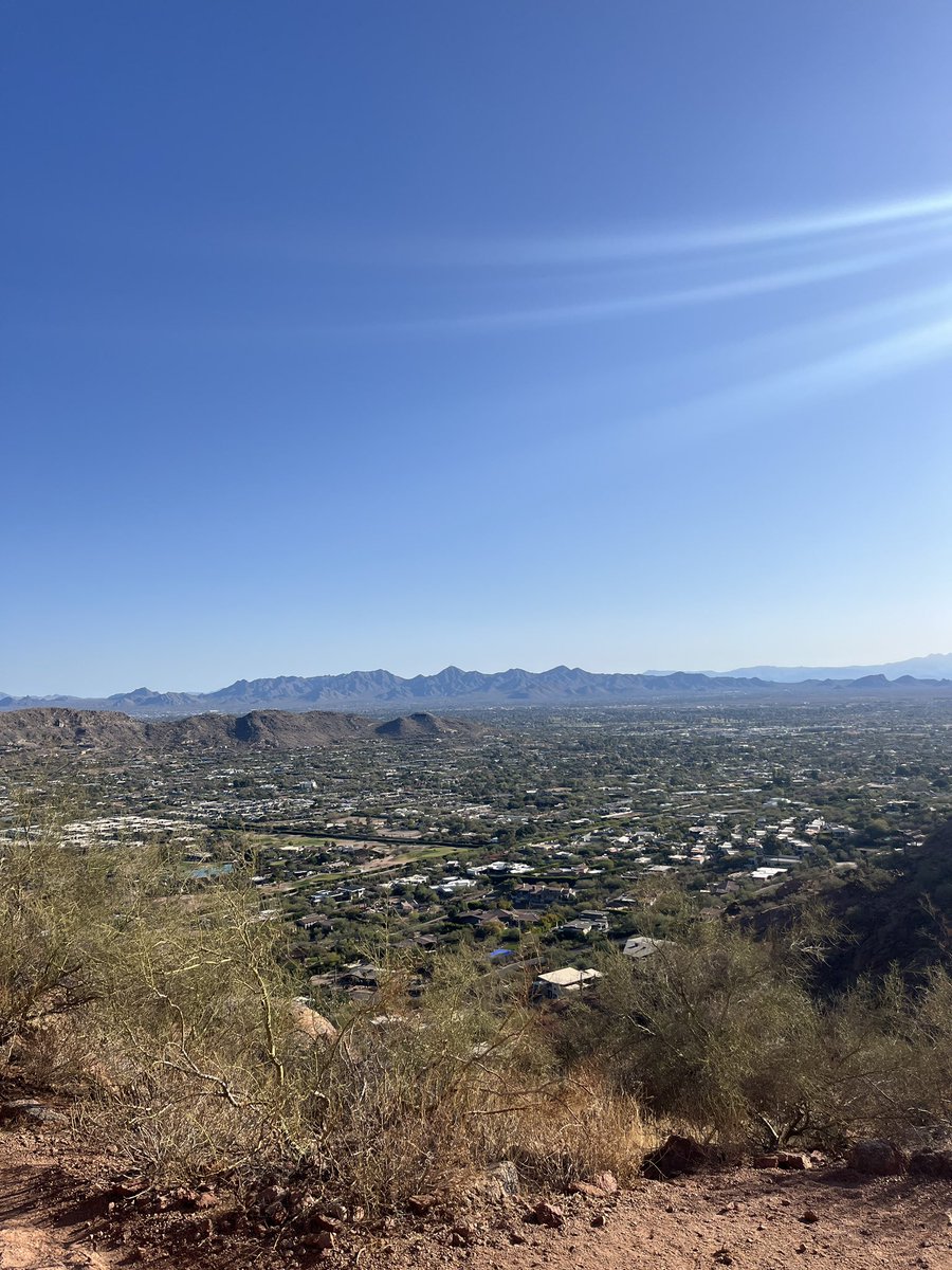MSUM_Golf's tweet image. Dragons ⛳️ take on #Camelback 🏔️🌵 this morning!

#SpringBreak2025