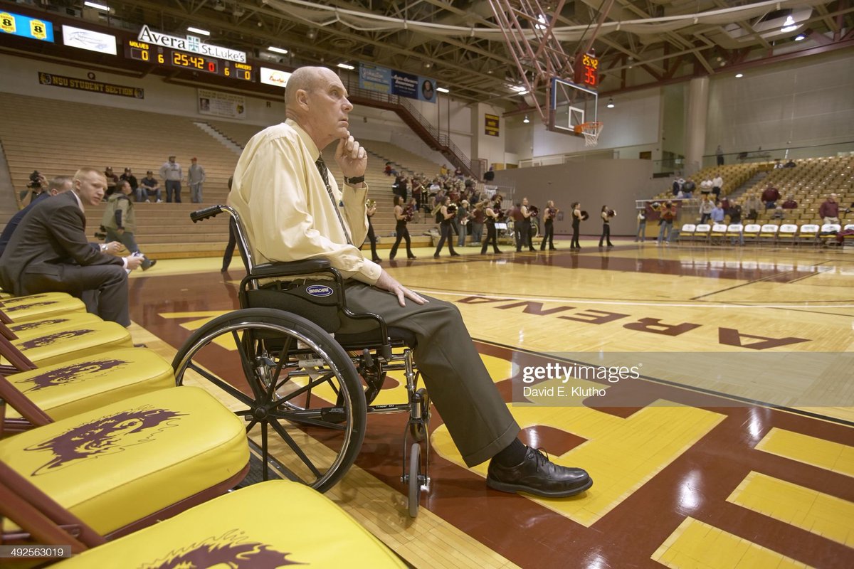 Andrew Taylor (@andrewtaylor09) on Twitter photo Coach Don Meyer's 3 rules:
1. Everybody takes notes.
2. Everybody says please, thank you, yes sir, no sir.
3. Everybody picks up trash.
#MeyerMonday 📸: <a href="/DKlutho/">David E. Klutho</a> Coach Don Meyer's 3 rules:
1. Everybody takes notes.
2. Everybody says please, thank you, yes sir, no sir.
3. Everybody picks up trash.
#MeyerMonday 📸: <a href="/DKlutho/">David E. Klutho</a>