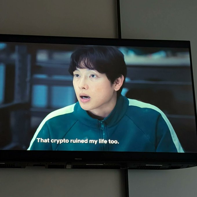 Get ur mind off crypto, go relax and watch tv The tv :