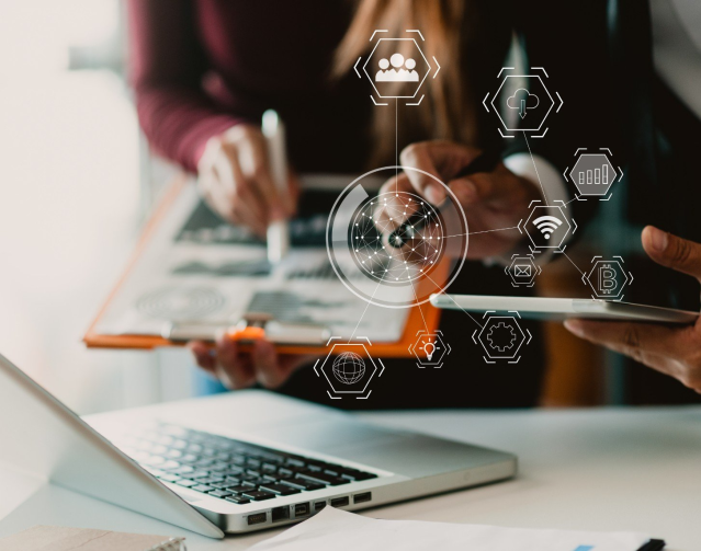 Profulgent's tweet photo. From improving customer communication to streamlining operations with AI, the right tools can make a world of difference for small businesses. @RingCentral's Small Business Group executive shares how and why technology will become increasingly strategic... https://t.co/bauCyqS1Tz https://t.co/Phv6SffyZJ