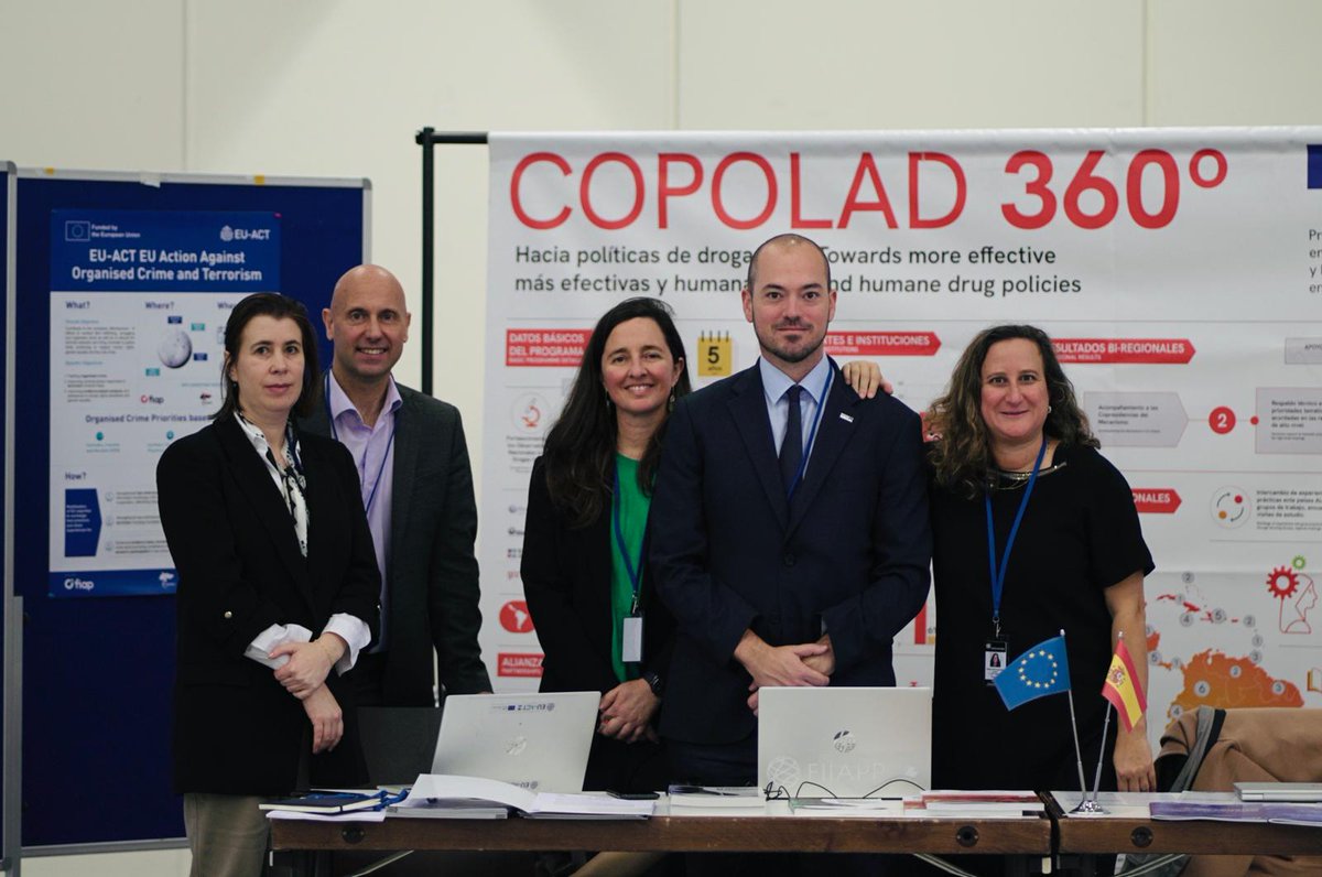 ProgramaCOPOLAD's tweet image. We are already with our stand at #CND68 in #Vienna!

Dialoguing for #drugpolicies with a gender focus, respect for the environment and an evidence-based analysis of the threats from new psychoactive substances.