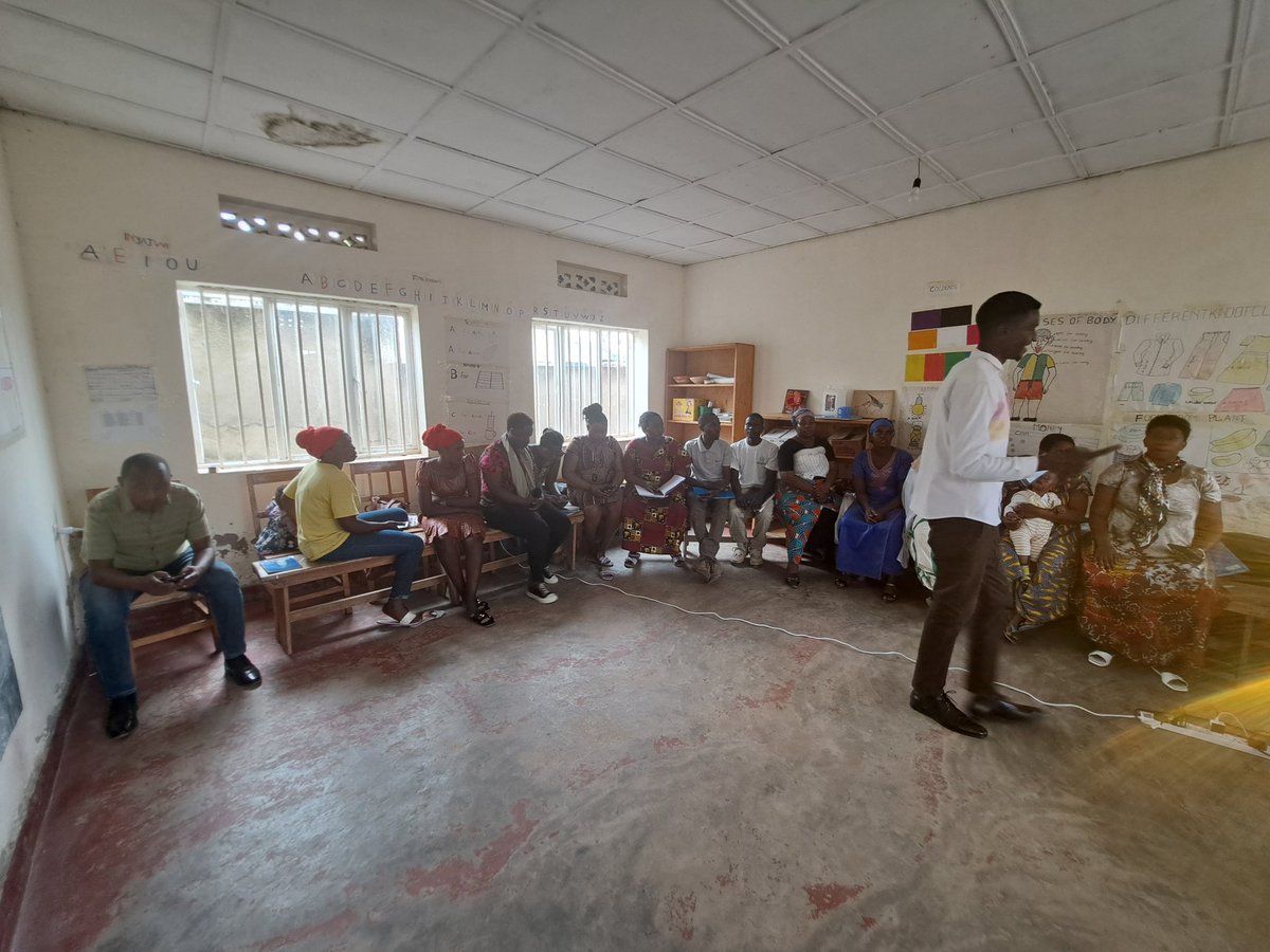 E4impact_Rwanda's tweet photo. Women Empowerment Training Program to use Social Media in Business Marketing and interacting with customers Digitally in collaboration of  @E4impact_Rwanda and @ProgettoRwanda. Its 10 days session to ensure  Business Growth Online Effectively 
#WomenEmpowerment 
#womenofstrength https://t.co/yM2TLGjcvS