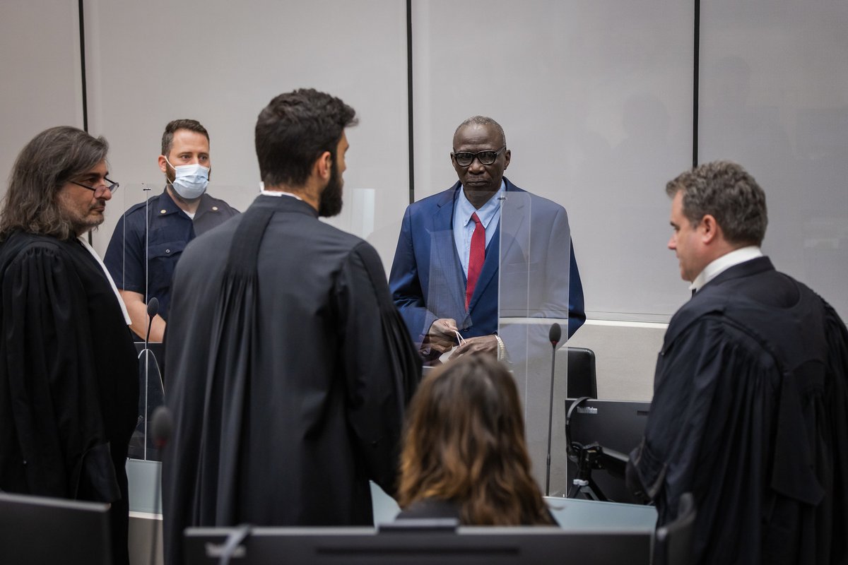 IntlCrimCourt's tweet image. #ICCProcess

In #ICC proceedings, each defendant has the right:
➡️to be informed of the charges;
➡️to be tried without undue delay;
➡️to remain silent;
➡️to be able to follow the proceedings in a language he or she fully understands;
among other rights.

ℹ️icc-cpi.int/about/defence