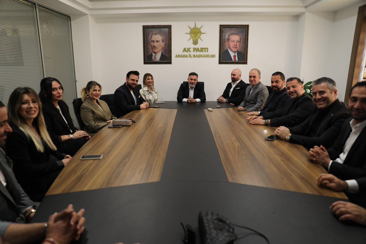 Adana Genç İş İnsanları Derneği (ADANAGİAD) Yönetim Kurulu Başkanı Cenk Yakın ve değerli yönetim kurulu üyelerine, nazik ziyaretleri için teşekkür ediyorum.