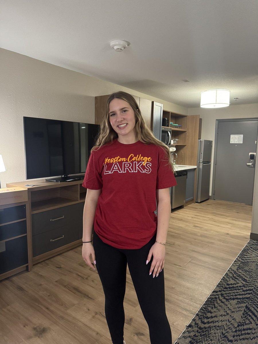 cassidysmithvb's tweet image. After a great visit on campus, I am blessed to have received an offer to continue my soccer career at Hesston College! Thank you Coach Sarno! #GoLarks