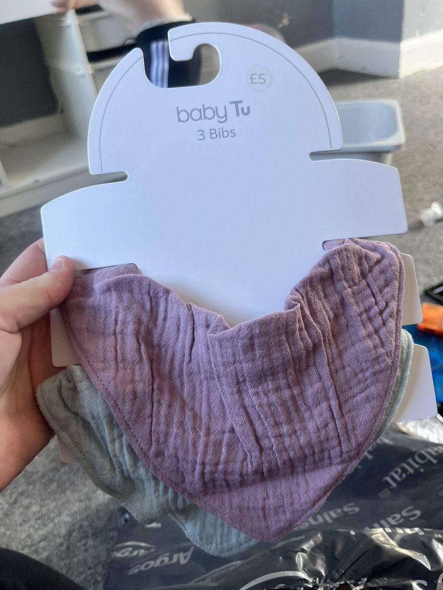 Ella-jane Field tweet media