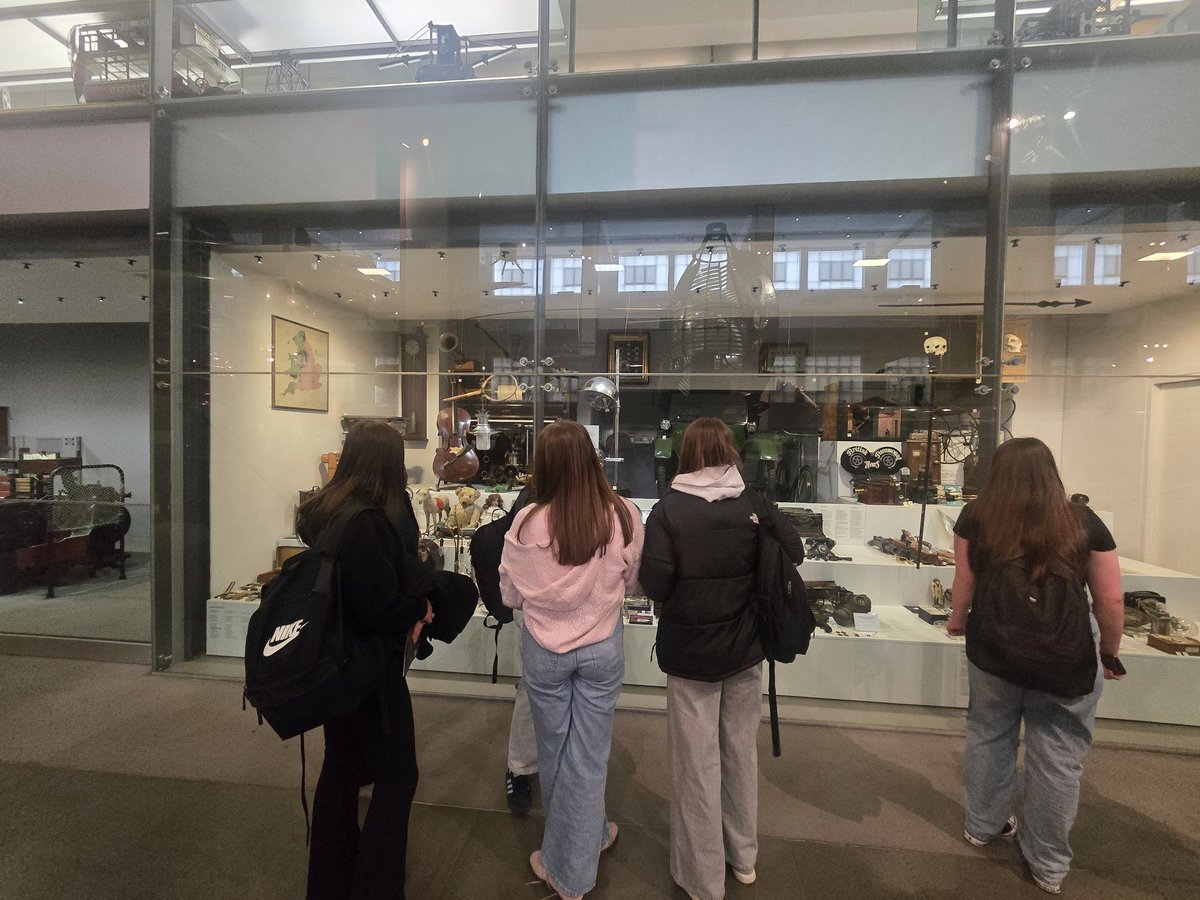 mathswithmuggs tweet media