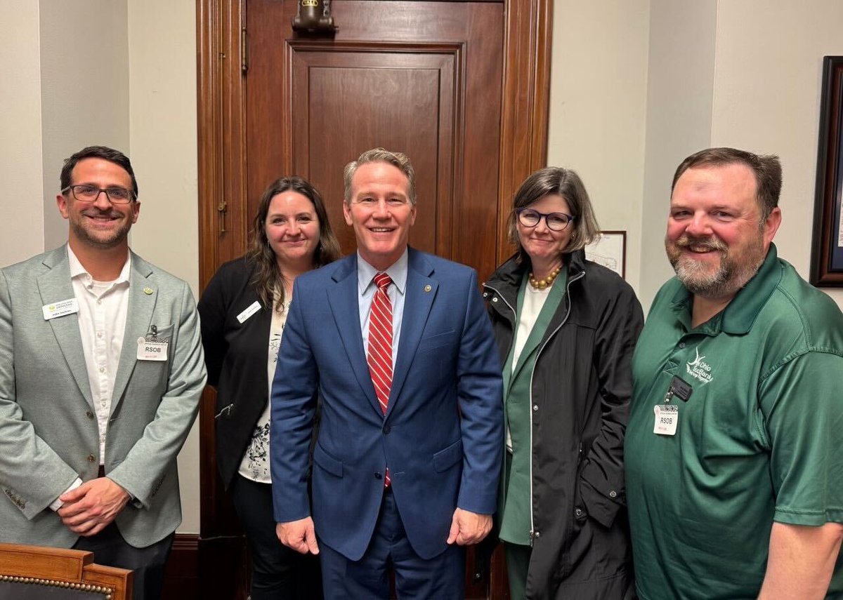 mofcollective's tweet photo. Our team was recently in DC for the @FeedingAmerica fly-in to advocate for federal nutrition programs

Thank you to the members of the Ohio congressional delegation and their staff for taking the time to meet with us. Federal nutrition programs are a lifeline for many in our communities—ranging from families, children, and seniors—and we will continue working to protect them.

Learn more about the work being done in our communities by visiting https://t.co/yjxWegTok5