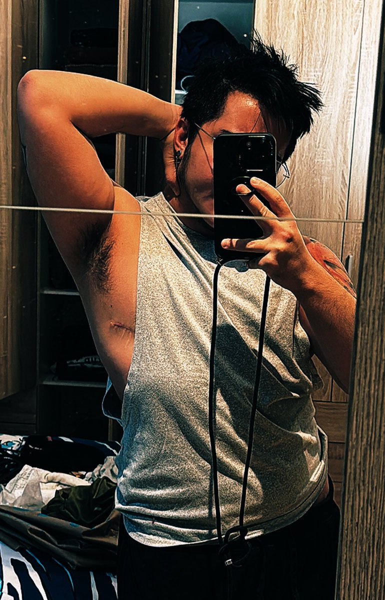 EywenCos's tweet photo. Sad but true ✨
Anyways boosting my gender euphoria 🏳️⚧️
Slightly suggestive in the replies 🩵✨
#transmac #ftm https://t.co/MeBF369c8Q