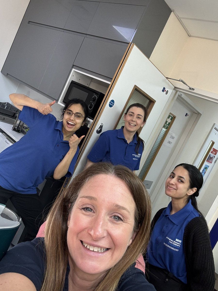 We are back in our scientist office and kitchen - we LOVE our new workspace.