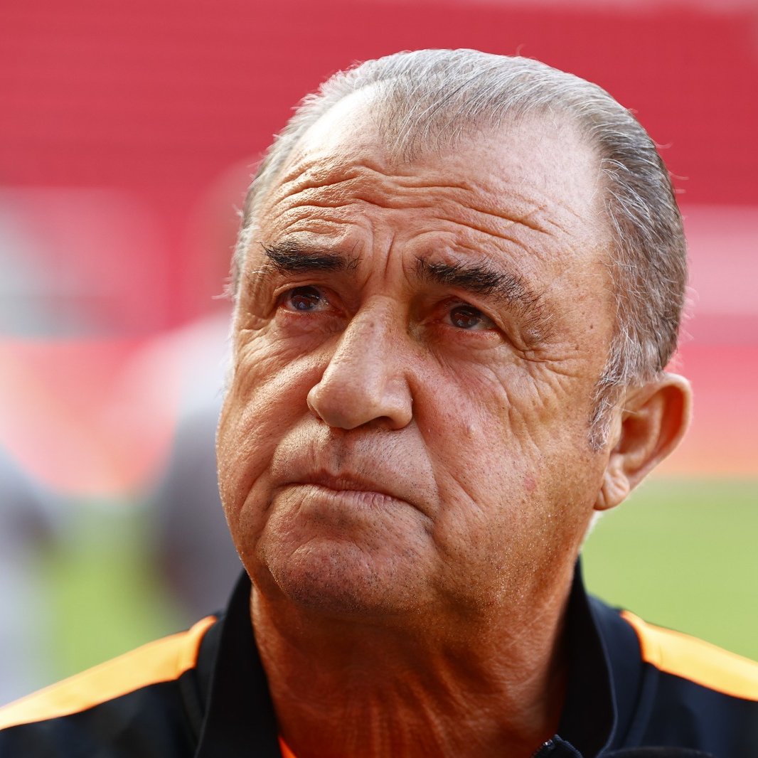 Fatih Terim: “Şampiyonluk, 5. yıldız, Galatasaray’ın hakkı. Galatasaray’ın da camia olarak sezonun böyle bir zamanında buradan geri adım atmayacak refleksi, donanımı, kalitesi ve tecrübesi var. Arzum, gönlüm, Galatasaray’ın şampiyonluğundan yana. Bunun için de bir arada olmaya