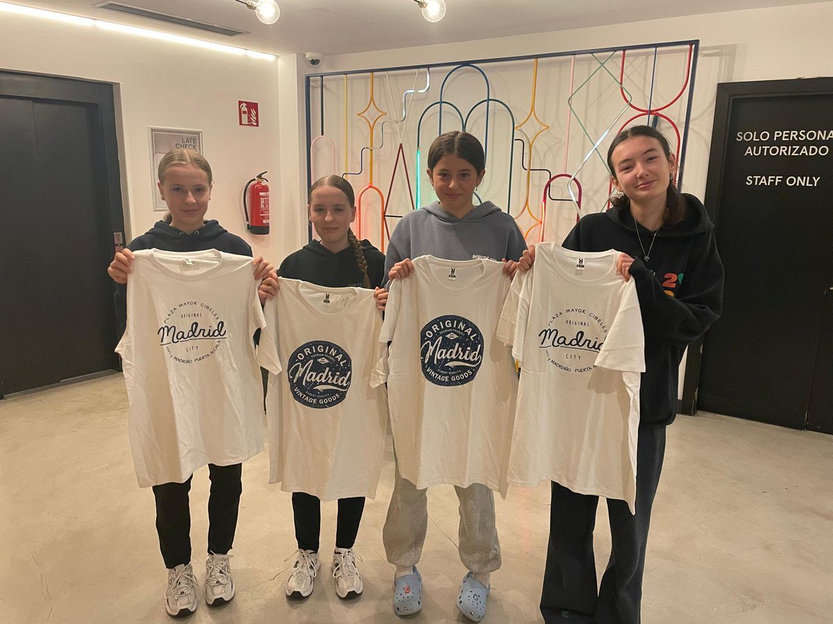 Clevedon Languages tweet media