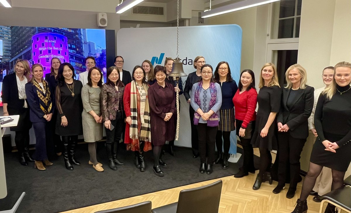 WomeninETFs's tweet photo. To celebrate International Women's Day, Invesco Ltd., Amundi and Nasdaq hosted the first Finnish @WomeninETFs  EMEA Ring the Bell for Gender Equality. 

The event featured an insightful panel discussion on the "Use of ETFs from an Institutional and Retail Investor Perspective." https://t.co/kcG6X4aaTj