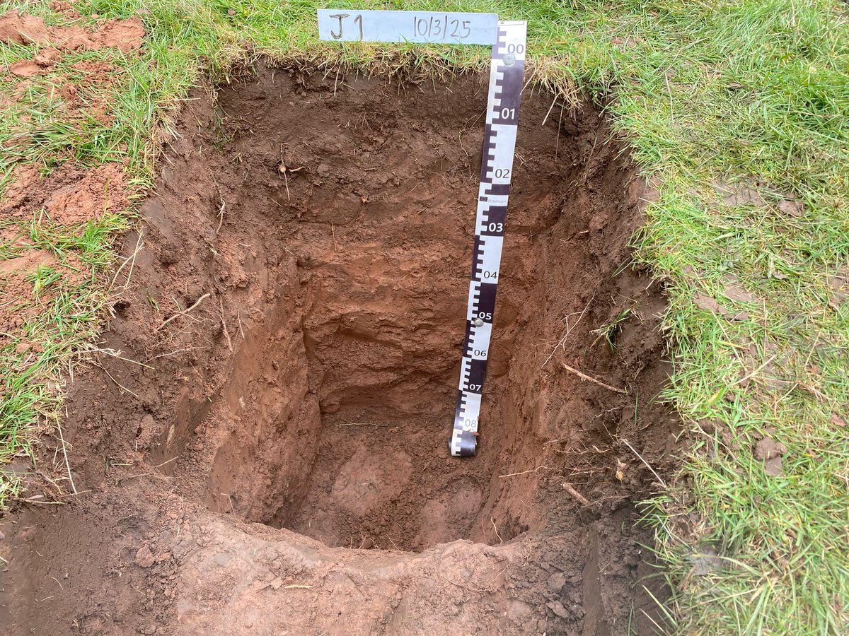 Our committee member, Jay, is busy this week identifying soil pits in Nottinghamshire for our inaugural soil judging competition! GRAB YOUR TICKET NOW! Limited spaces available 😎 <a href="/Soil_Science/">British Society of Soil Science</a>
members.soils.org.uk/event-6098258