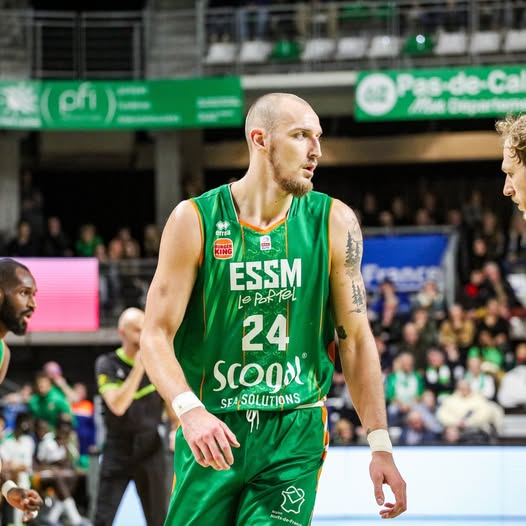 BoxAndOne_'s tweet photo. 🔥Jack Nunge: La Revelación de la LNB y FIBA Europe Cup 🔥
Con 26 años, Jack Nunge está brillando con ESSM Le Portel. Sus cualidades únicas lo han convertido en el foco de su equipo y el jugador más valorado de la plantilla: 16.1 de media en LNB y 14.8 en FIBA Europe Cup. https://t.co/xtCdebFrYg