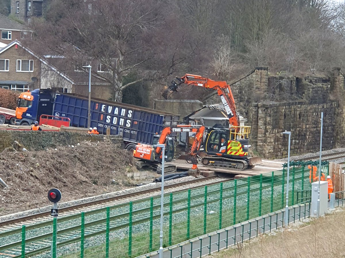 Colin Hicks (@virtualcolin) on Twitter photo Another piece of Batley's heritage is lost. The much-loved Lady Ann signal box is no more. Sad times <a href="/LadyCrossing/">Lady Anne Crossing</a> Another piece of Batley's heritage is lost. The much-loved Lady Ann signal box is no more. Sad times <a href="/LadyCrossing/">Lady Anne Crossing</a>