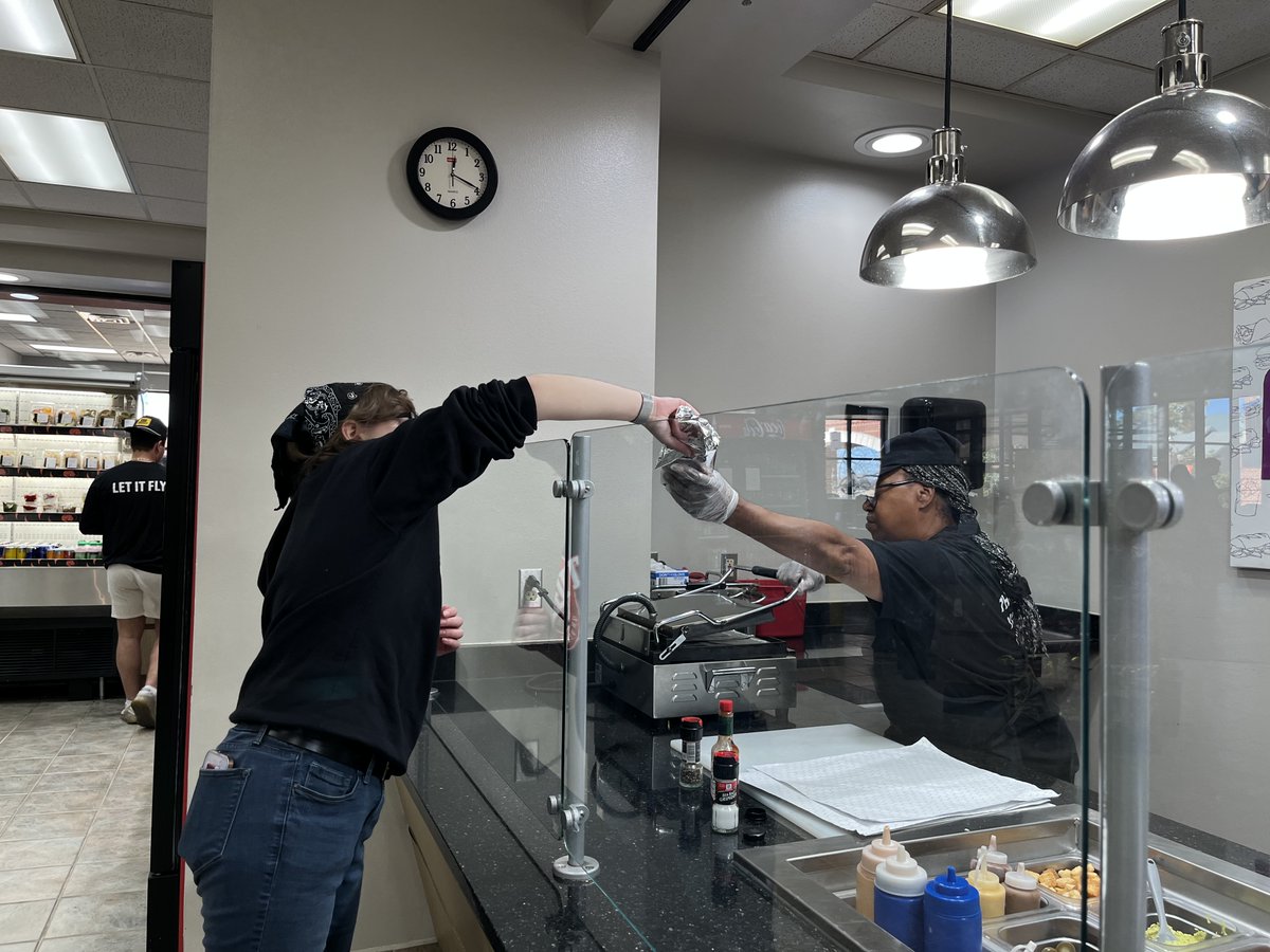 Don't forget to stop by the UC Market for a quick and delicious bite! 🥪🔥 Stay fueled, Tigers! 🐯 
#ecu #ecutigers #ecutigereats #gotigers #chartwells #chartwellshighered #food #snacks #lunch #sandwiches