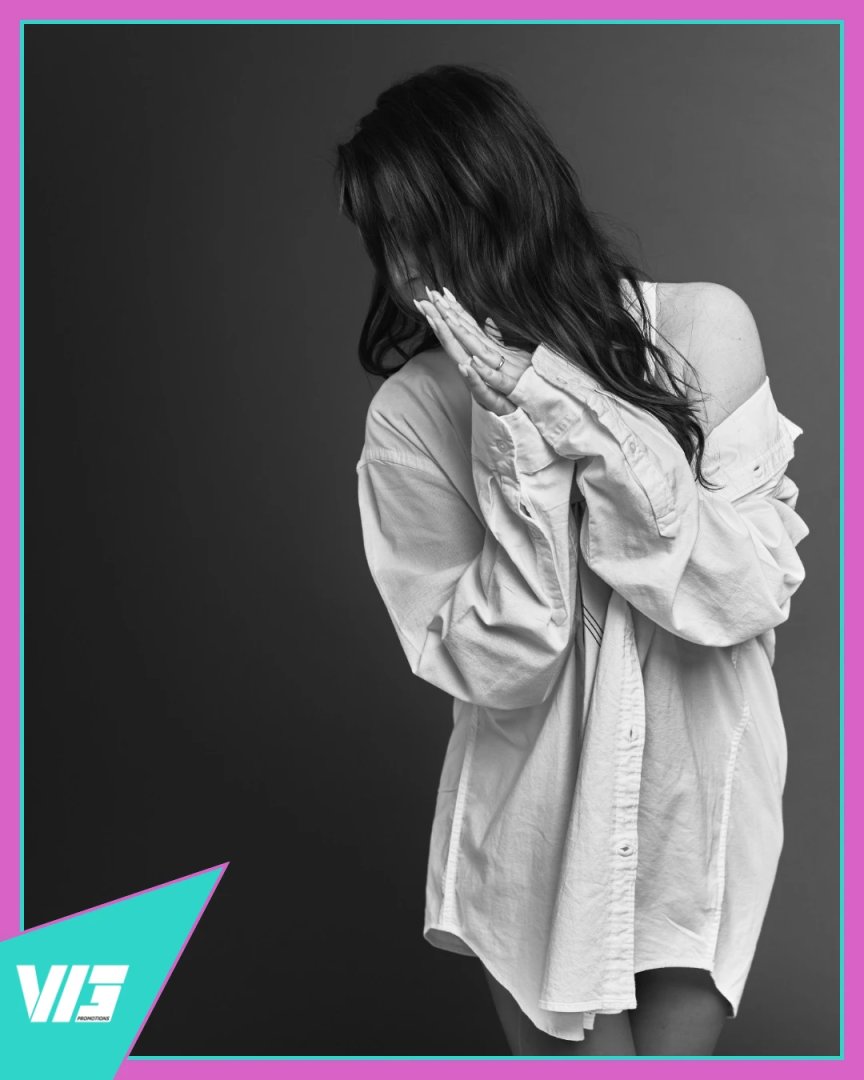 Singer, songwriter, and performer Jessica Vaughn (<a href="/lacesallcaps/">LACES</a>) joins us for industry insider to discuss traditional and modern artist development.
🔗: v13.net/2025/03/jessic…
#JessicaVaughn #LACES #industryinsider #interview #artistdevelopment