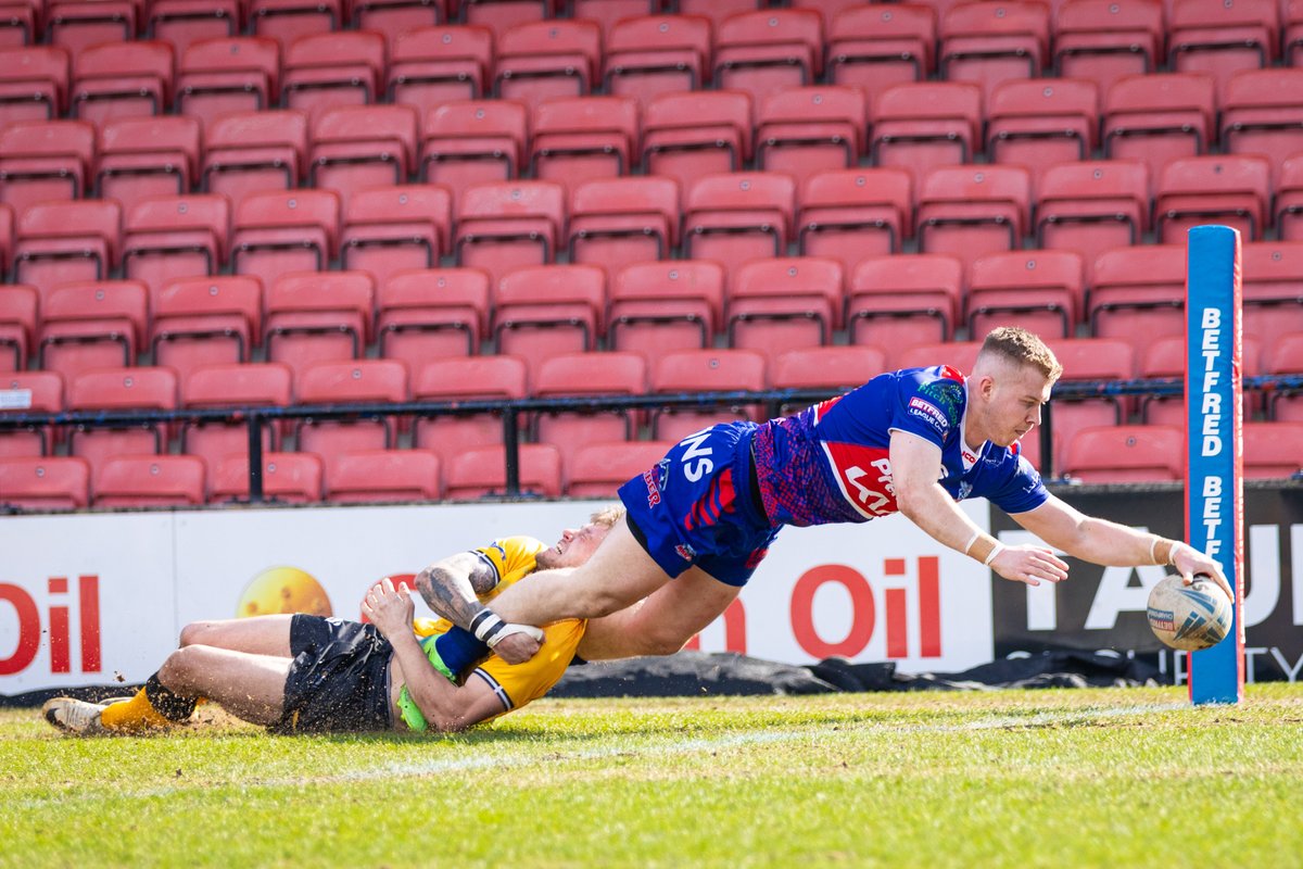 A fun day at the office 👔

📸 <a href="/JMSportPix/">Jackie Meredith</a>